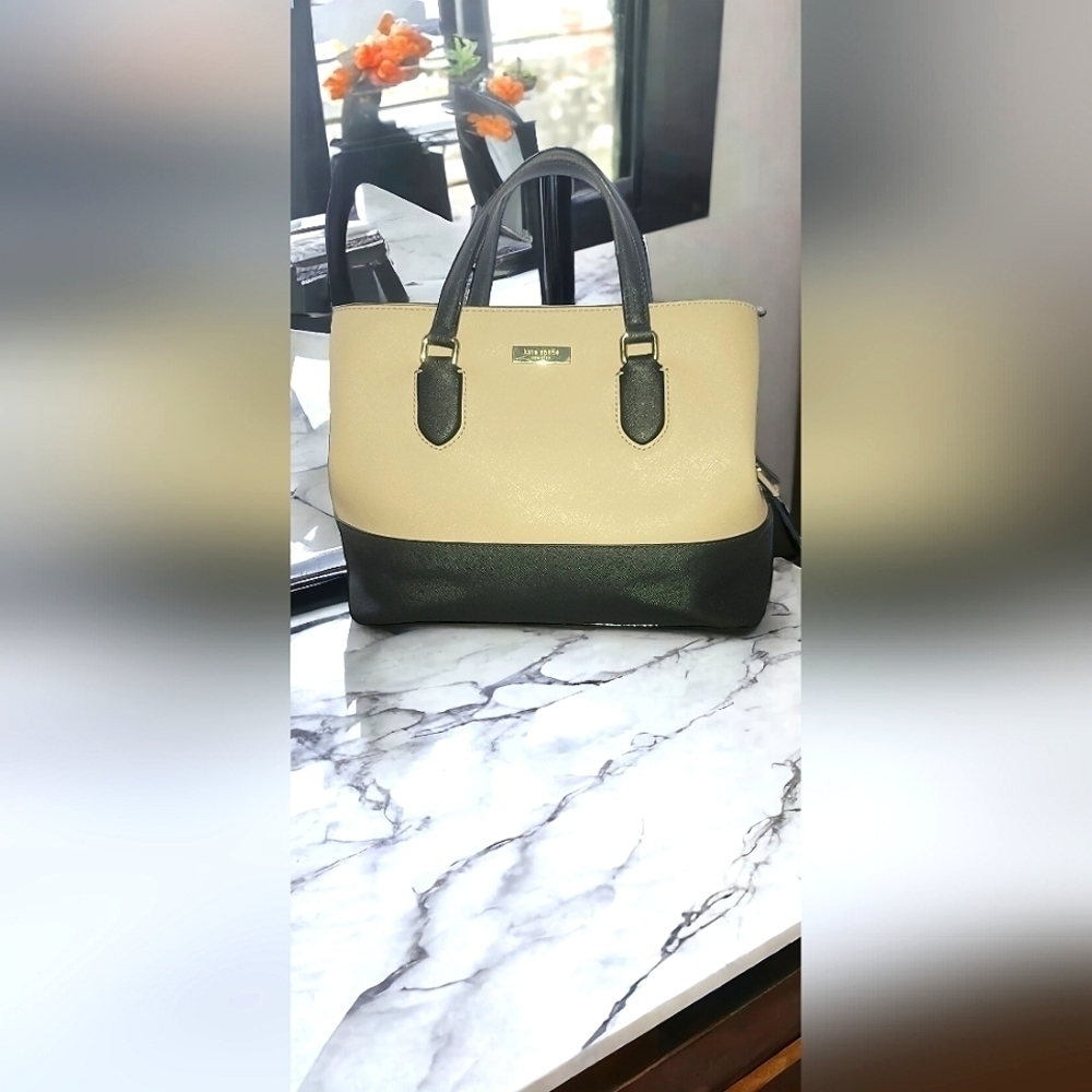 Kate Spade ♠️ Two-Toned Crossbody/ Shoulder Bag